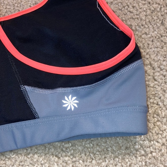 Athleta Hypersonic Push the Limit bra size small EUC - Picture 5 of 7